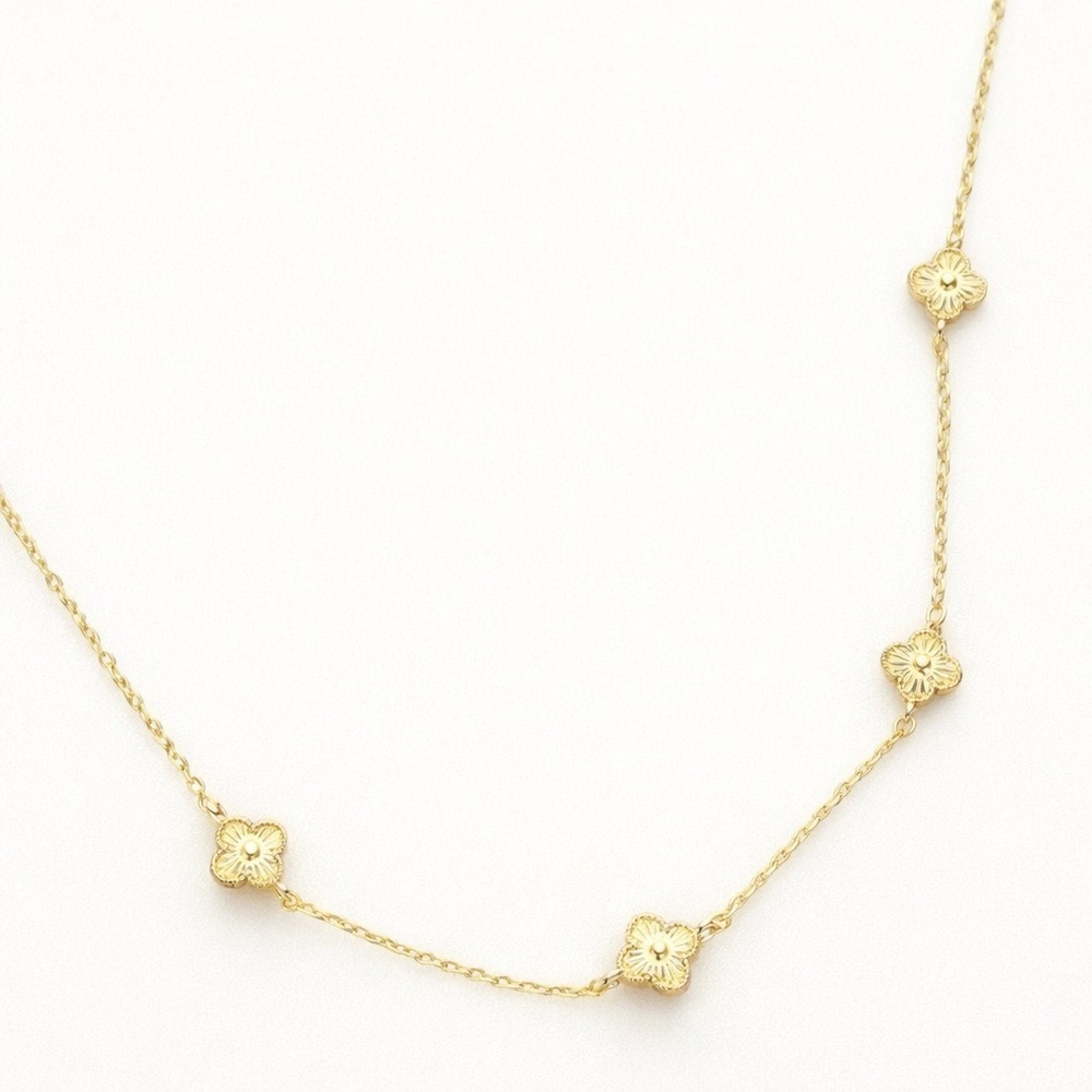 Mini Gold Clover Necklace (7100)